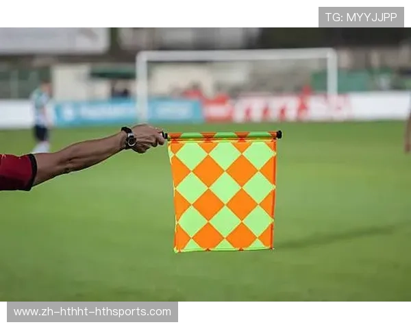 足球越位线战术意识布置是否在比赛中决定后防防线协同的稳定性